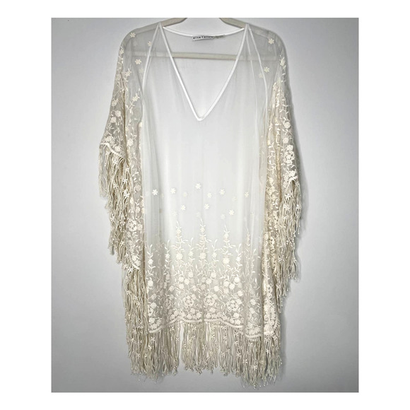ALICE + OLIVIA Embroidered Accent Cover-Up XS/S - Picture 3 of 8
